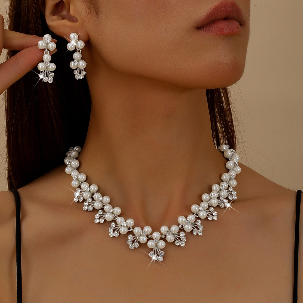Pearl rhinestone bridal jewelry set — main product photo