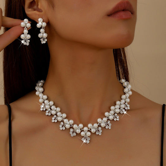 Pearl rhinestone bridal jewelry set — main product photo