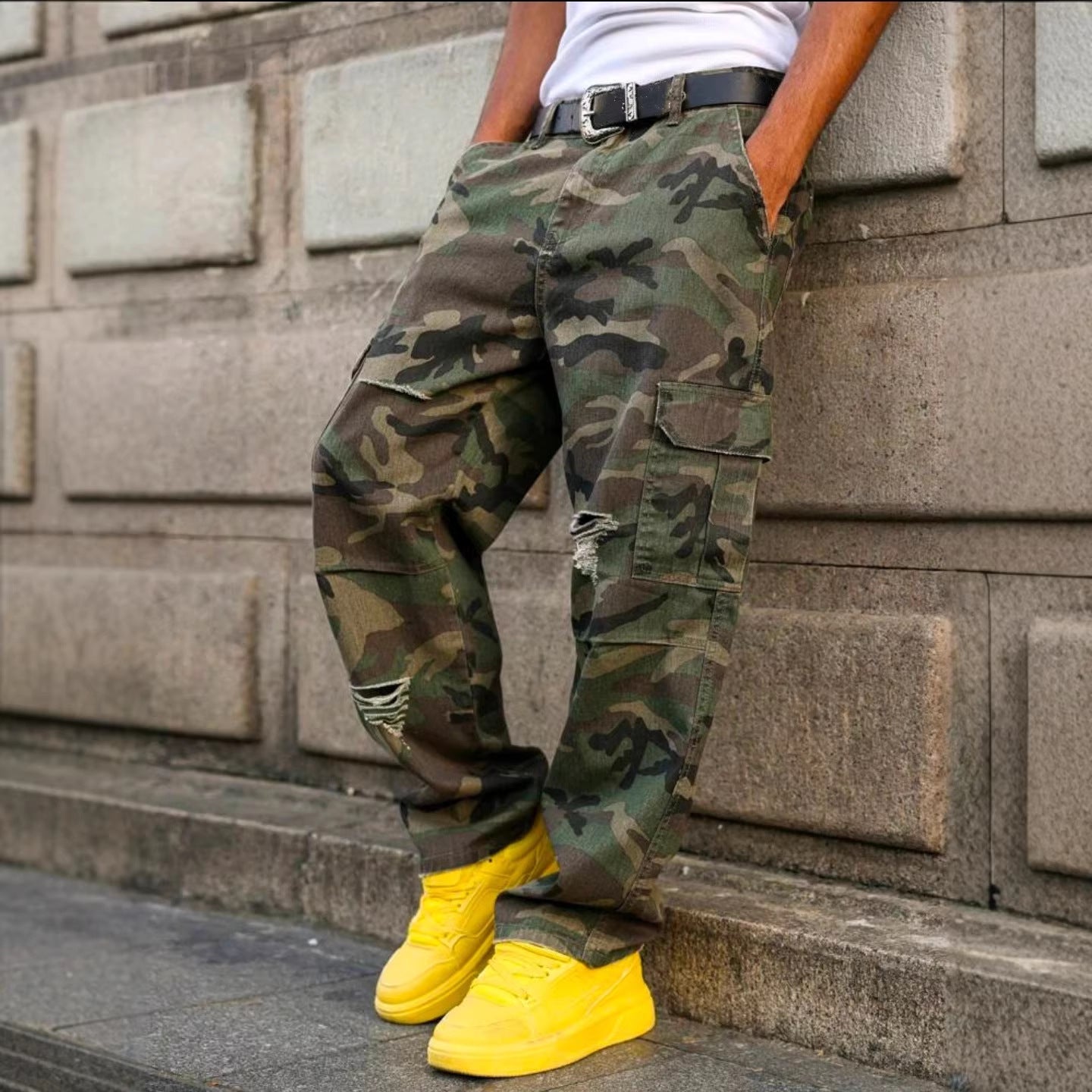 Army green relaxed-fit straight-leg jeans — main product photo